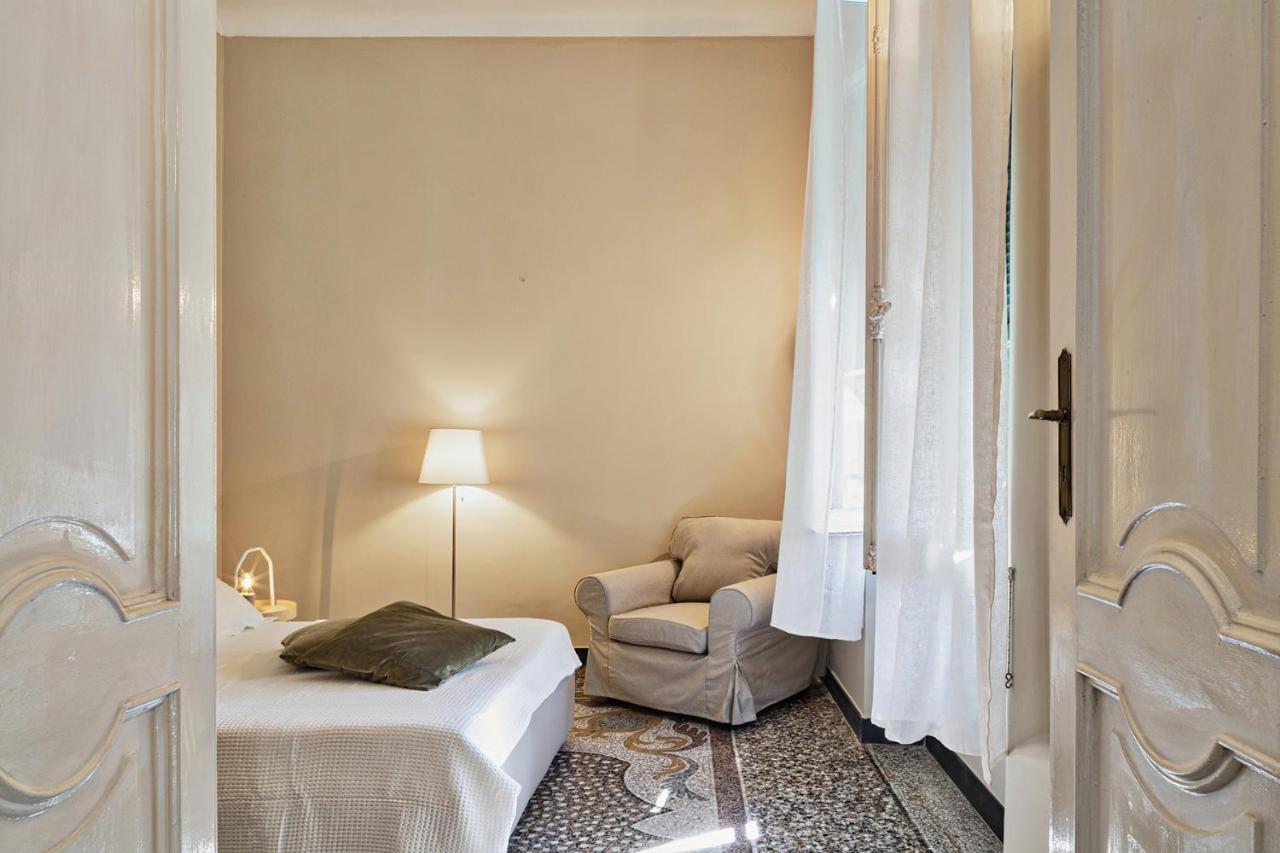 Via Roma Luxury Apartment By Wonderful Italy Genoa Bagian luar foto
